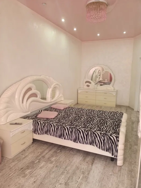 продажа двухкомнатной квартиры номер A-174478 в Приморском районе, фото номер 9